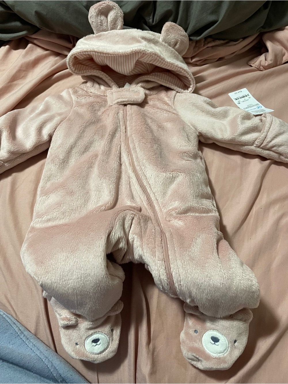NWT Carters NB Newborn Plush Bear ears/bears on feet Baby Pink Winter Snowsuit